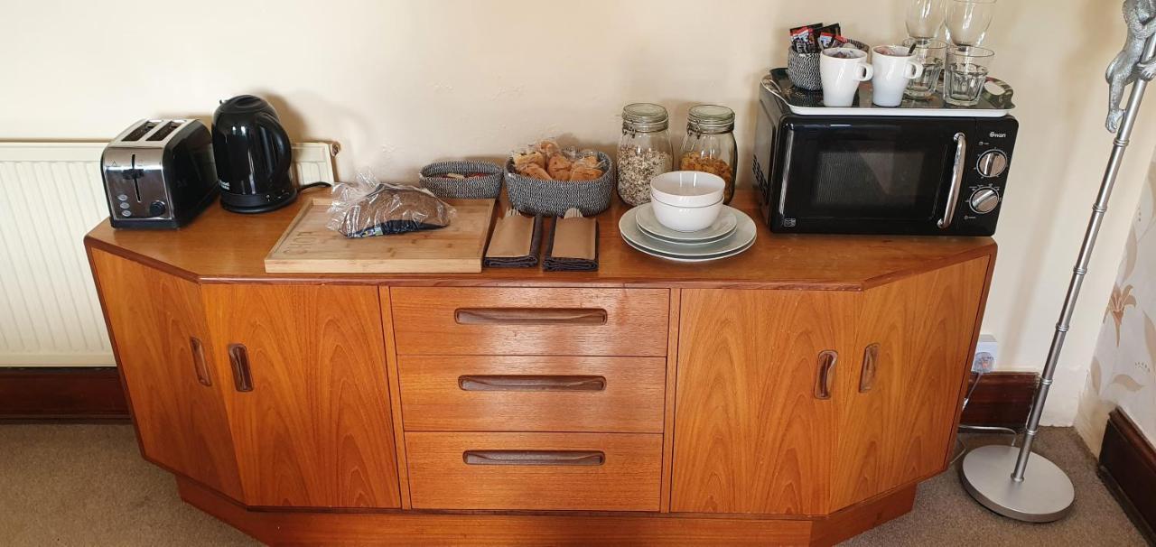 Large Mach Apartment At Pen Y Coed Hall 돌겔라우 외부 사진